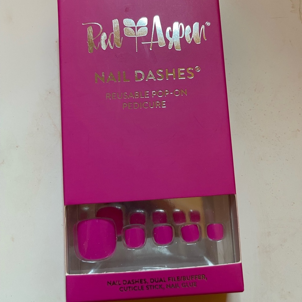 Pedi Nail Dash Harper Picks Peonies